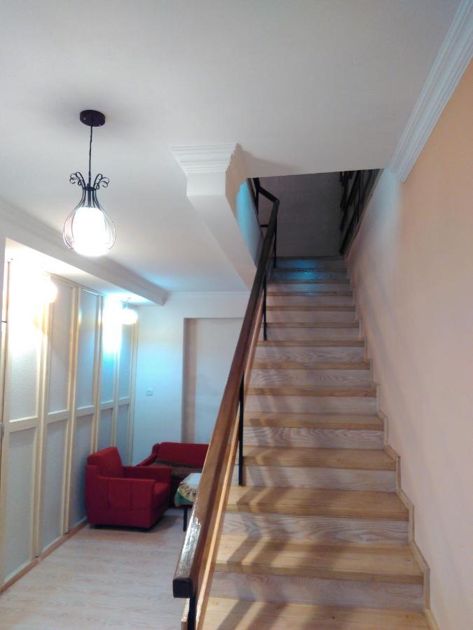 9 Plus - Orbeli Extérieur photo